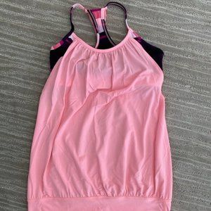 EUC lululemon athletica No Limits tank size 6